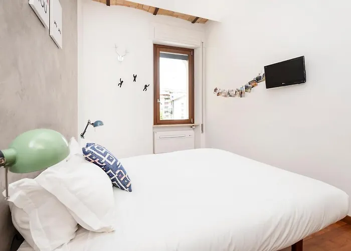 Hip Pad In Garbatella * Rome